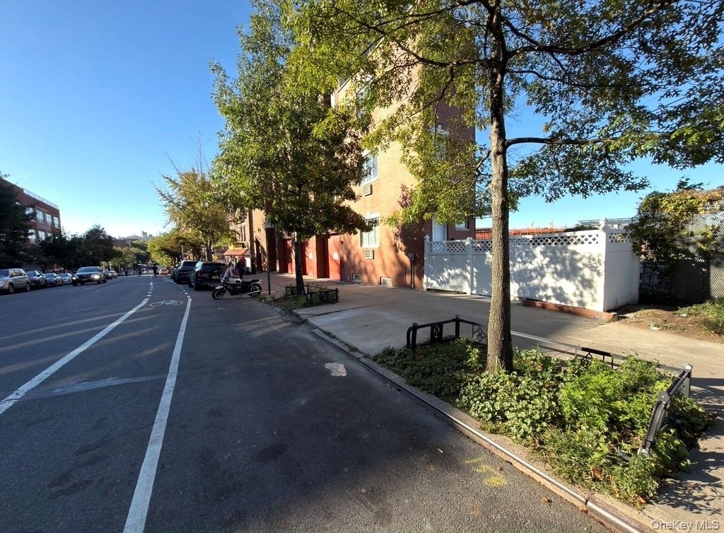 62-11 Woodside Avenue - Photo 47