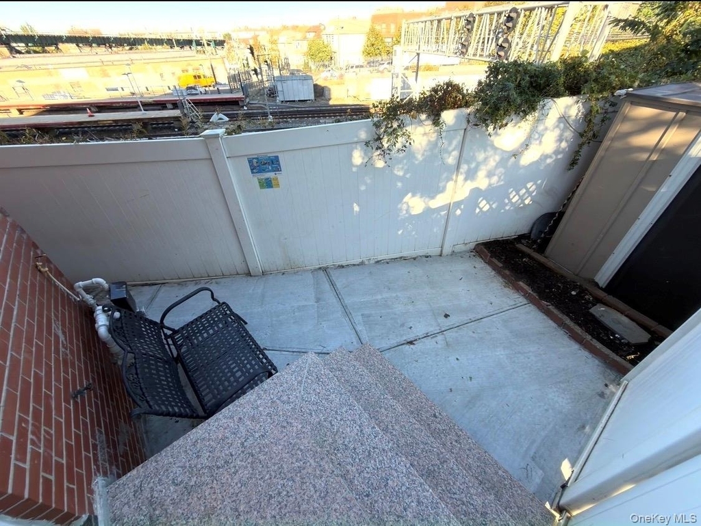 62-11 Woodside Avenue - Photo 46