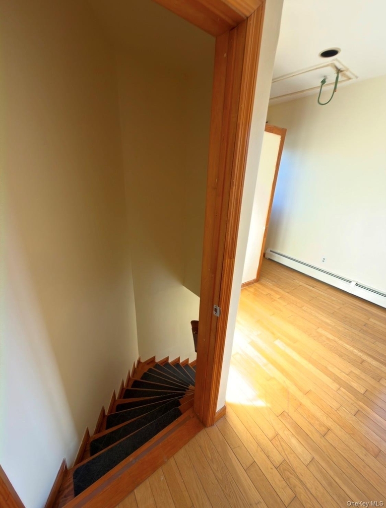62-11 Woodside Avenue - Photo 40