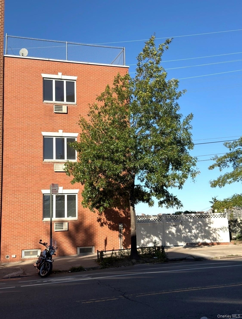62-11 Woodside Avenue - Photo 0