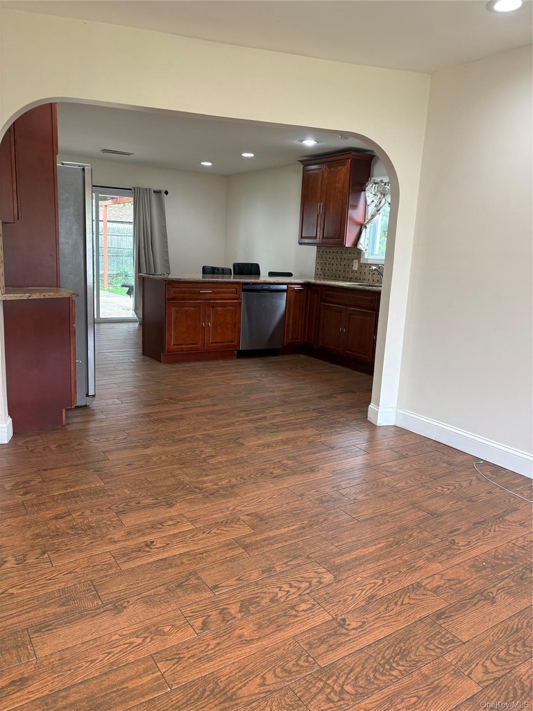 290 Leaf Avenue - Photo 9