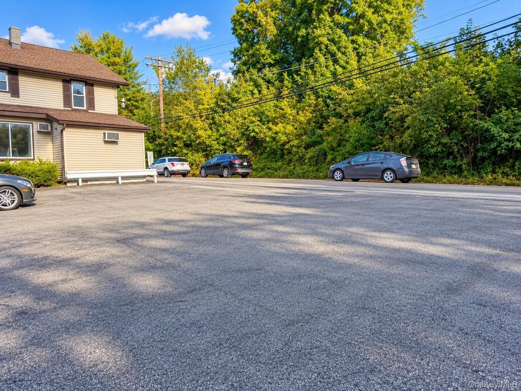 299 Peekskill Hollow Road - Photo 11