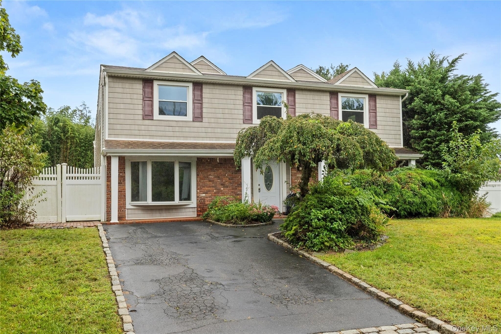 20 Hilltop Avenue - Photo 1