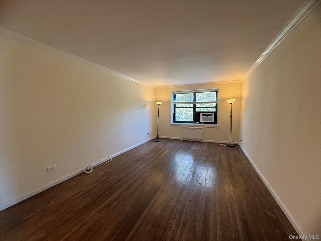 212-12 73rd Avenue - Photo 2