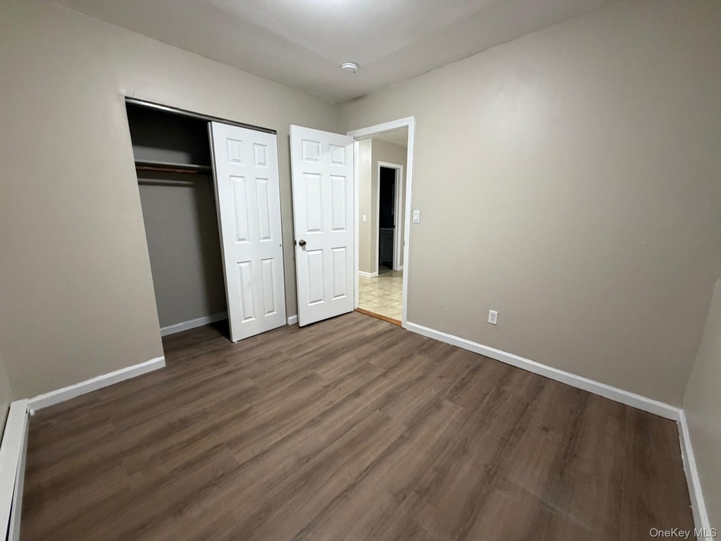 848 Sunrise Highway - Photo 6