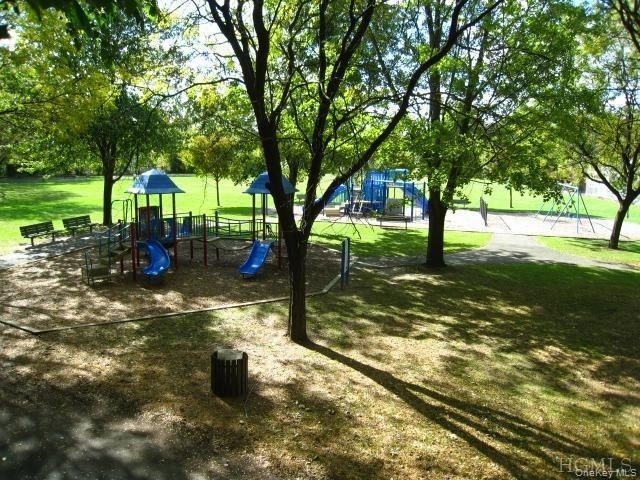 1250 North Avenue - Photo 20