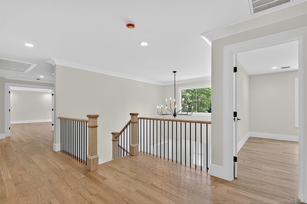 654 Caledonia Road - Photo 11