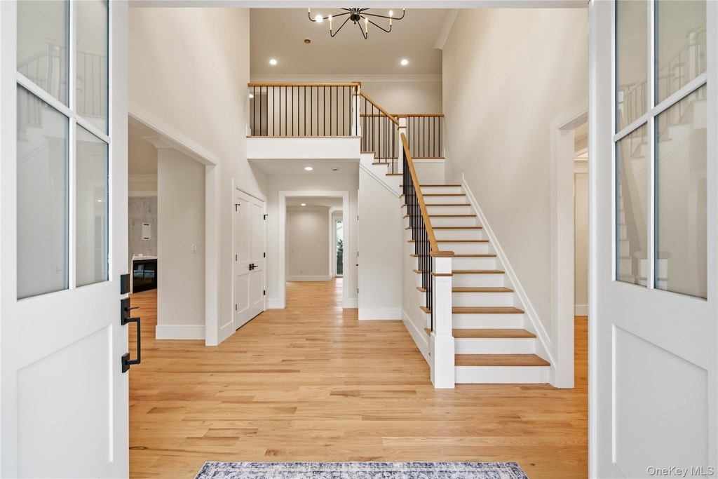 654 Caledonia Road - Photo 3