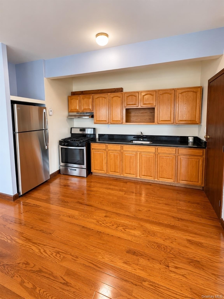 97-46 77th Street - Photo 5
