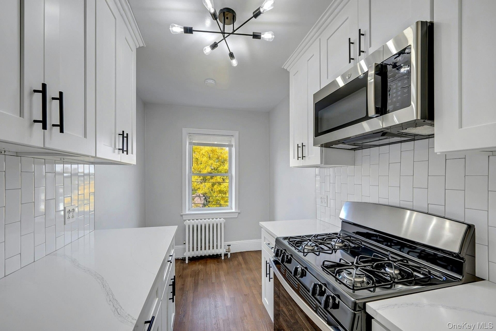 10 Oakridge Place - Photo 2