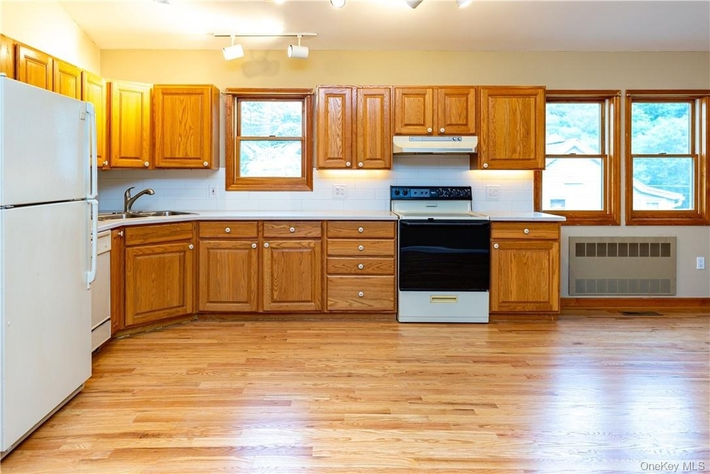5 E Main Street - Photo 7
