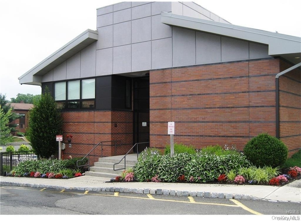 12 Charles Lane - Photo 23