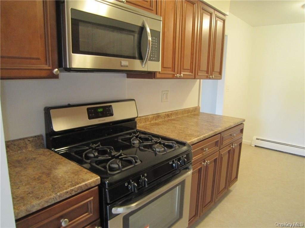 12 Charles Lane - Photo 3