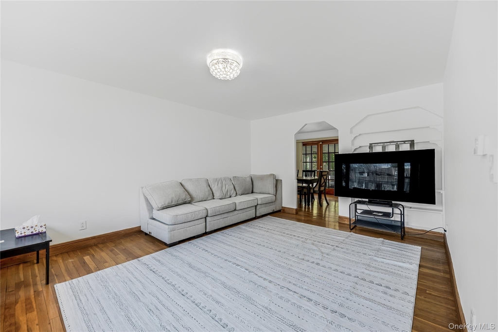 107 Hayward Street - Photo 3