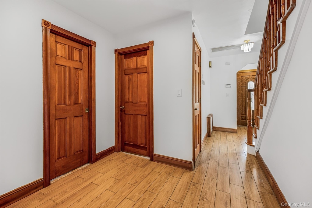 107 Hayward Street - Photo 9