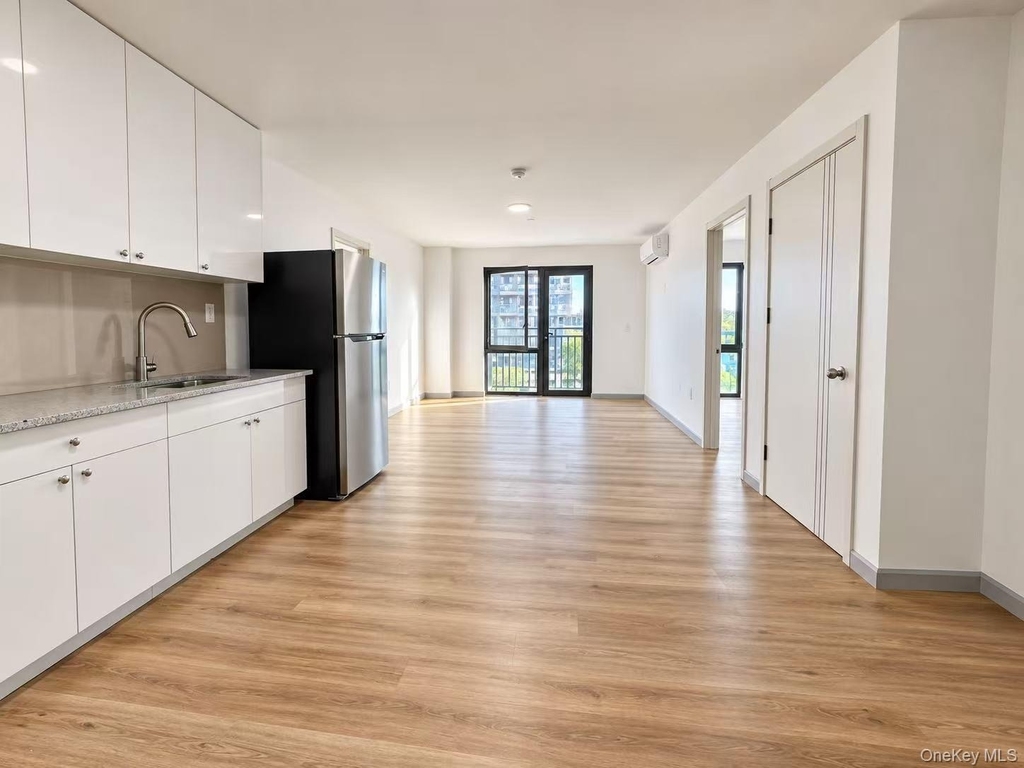 70-40 45th Avenue - Photo 3