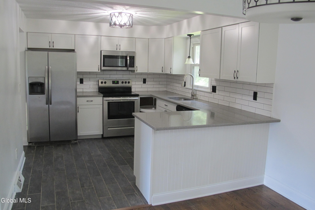 18 Ethel Drive - Photo 4