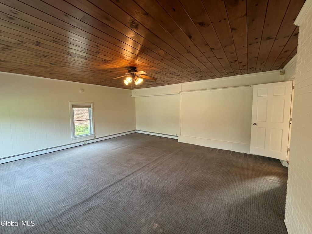 2204 Dean Street - Photo 4