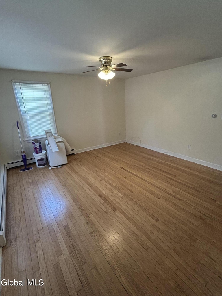 17 Pinewood Road - Photo 4