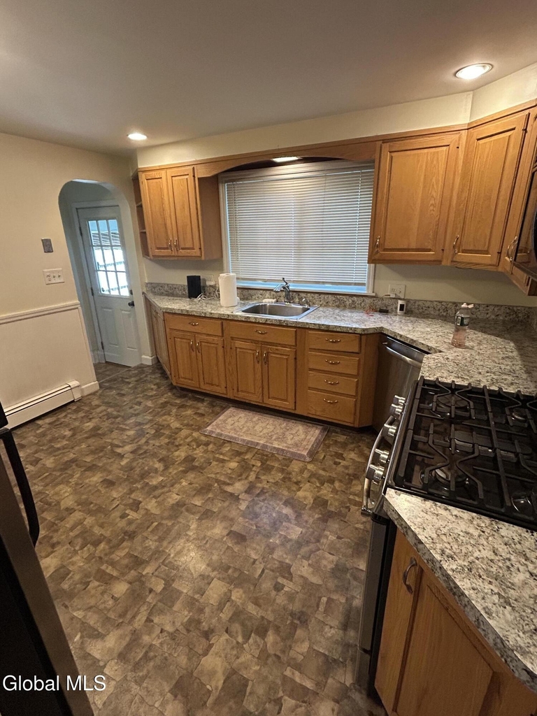 17 Pinewood Road - Photo 1