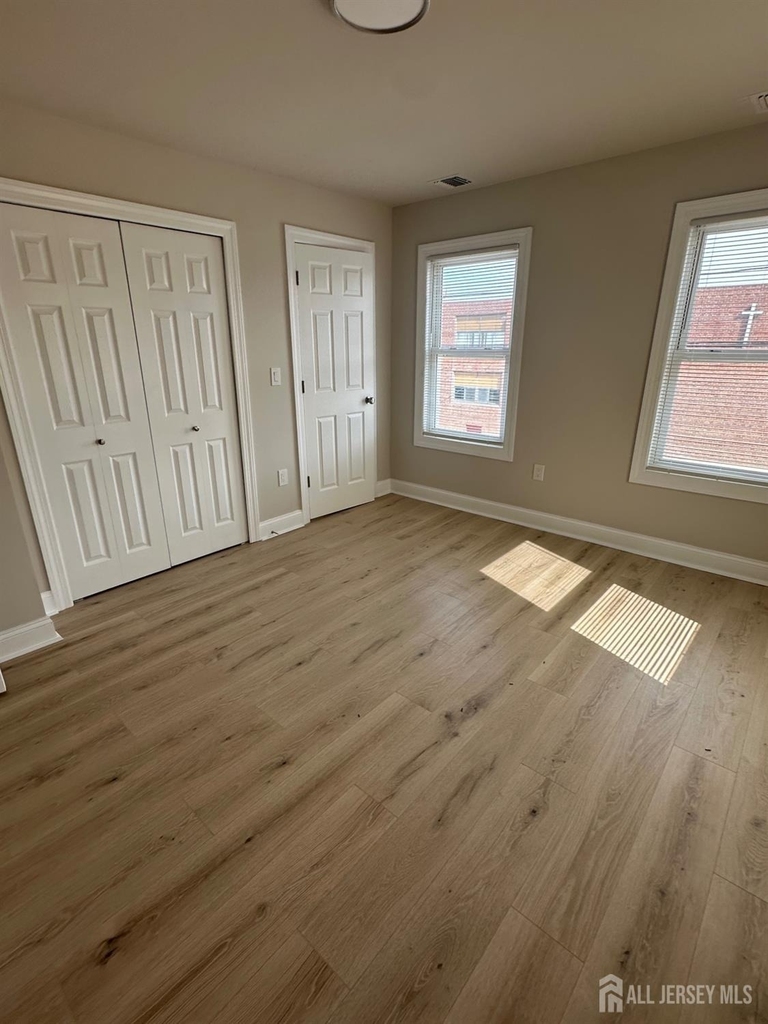 326 Second Street - Photo 4