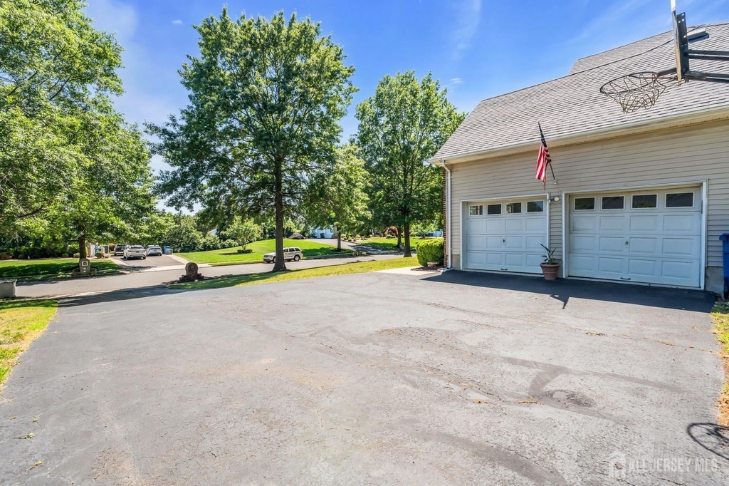 4 Scott Drive - Photo 29