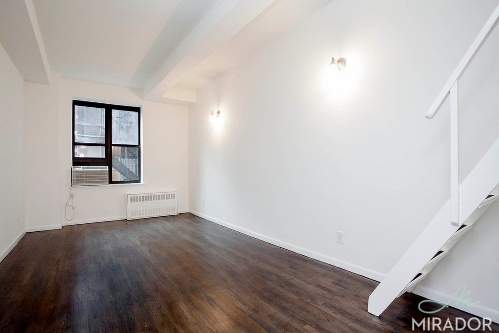43 W 16th Street - Photo 0