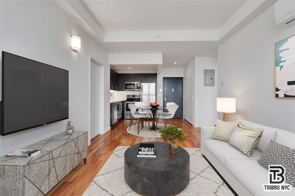 17 Somers Street - Photo 2