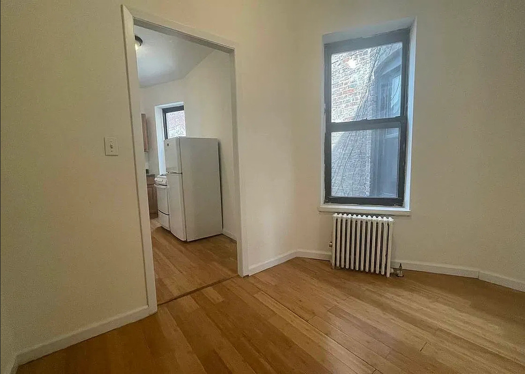 600 10th Avenue - Photo 1