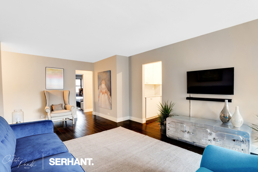301 E 63rd Street - Photo 2