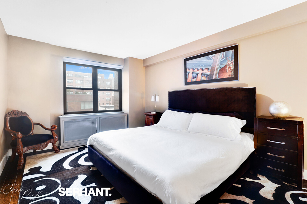301 E 63rd Street - Photo 7
