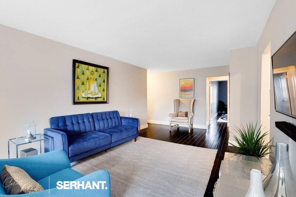 301 E 63rd Street - Photo 4
