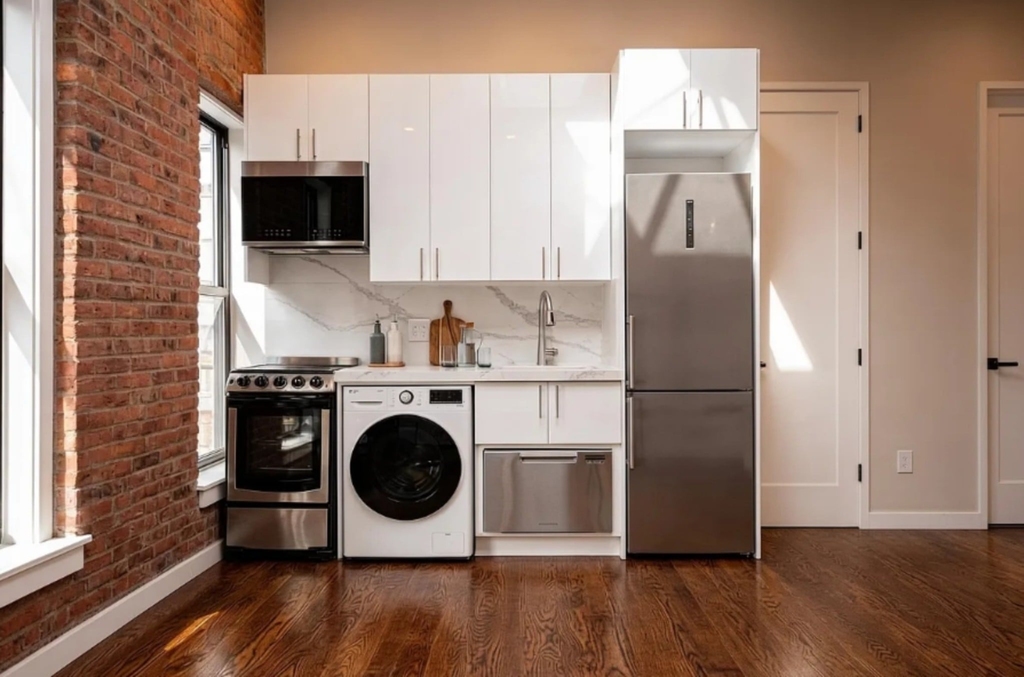 53 E 7th Street - Photo 1