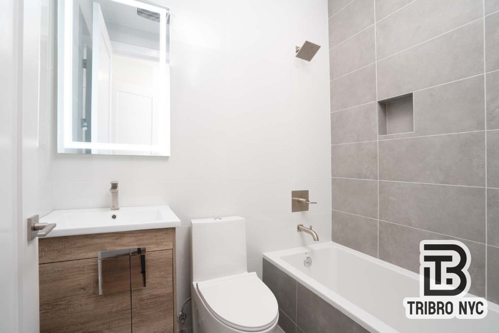 1493 Dekalb Avenue - Photo 5
