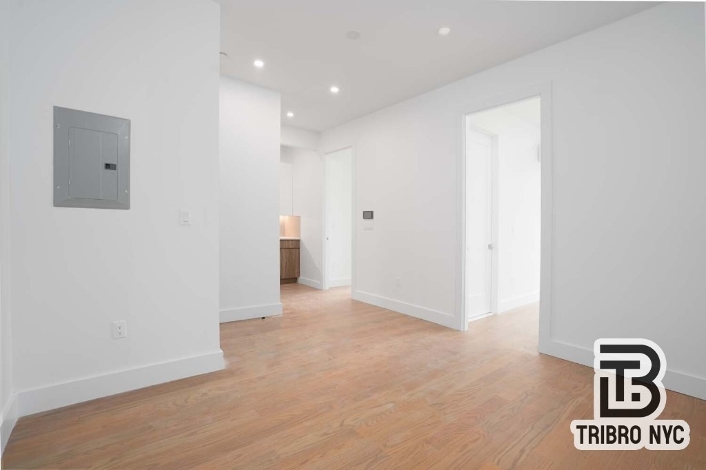 1493 Dekalb Avenue - Photo 1
