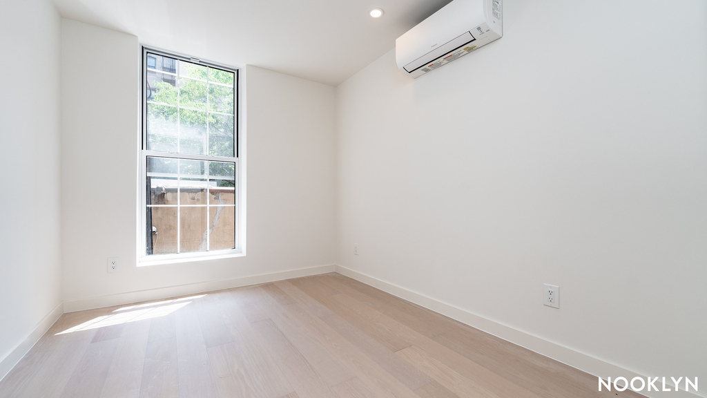 159 Havemeyer St - Photo 13