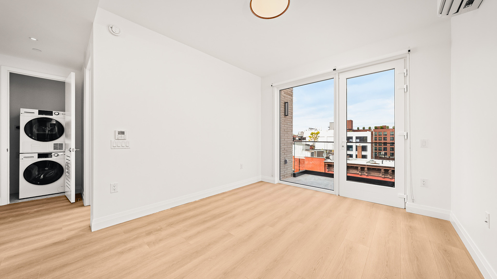 229 Wythe Ave - Photo 4