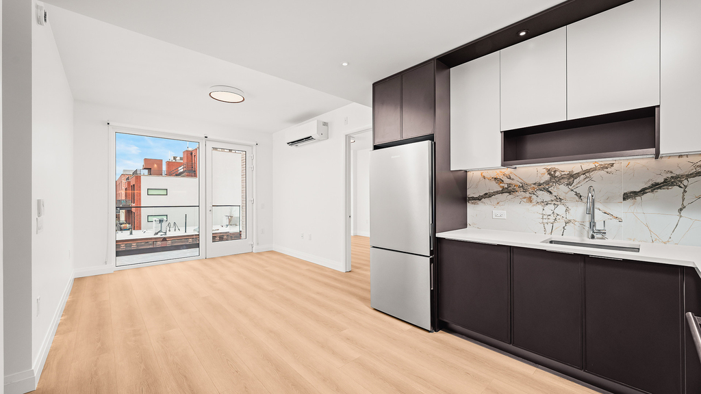 229 Wythe Ave - Photo 3