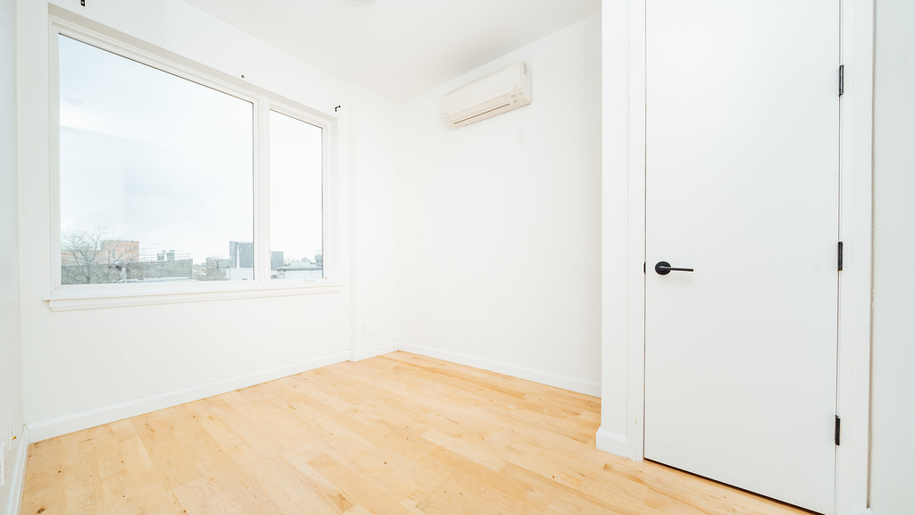 314 Evergreen Ave - Photo 4
