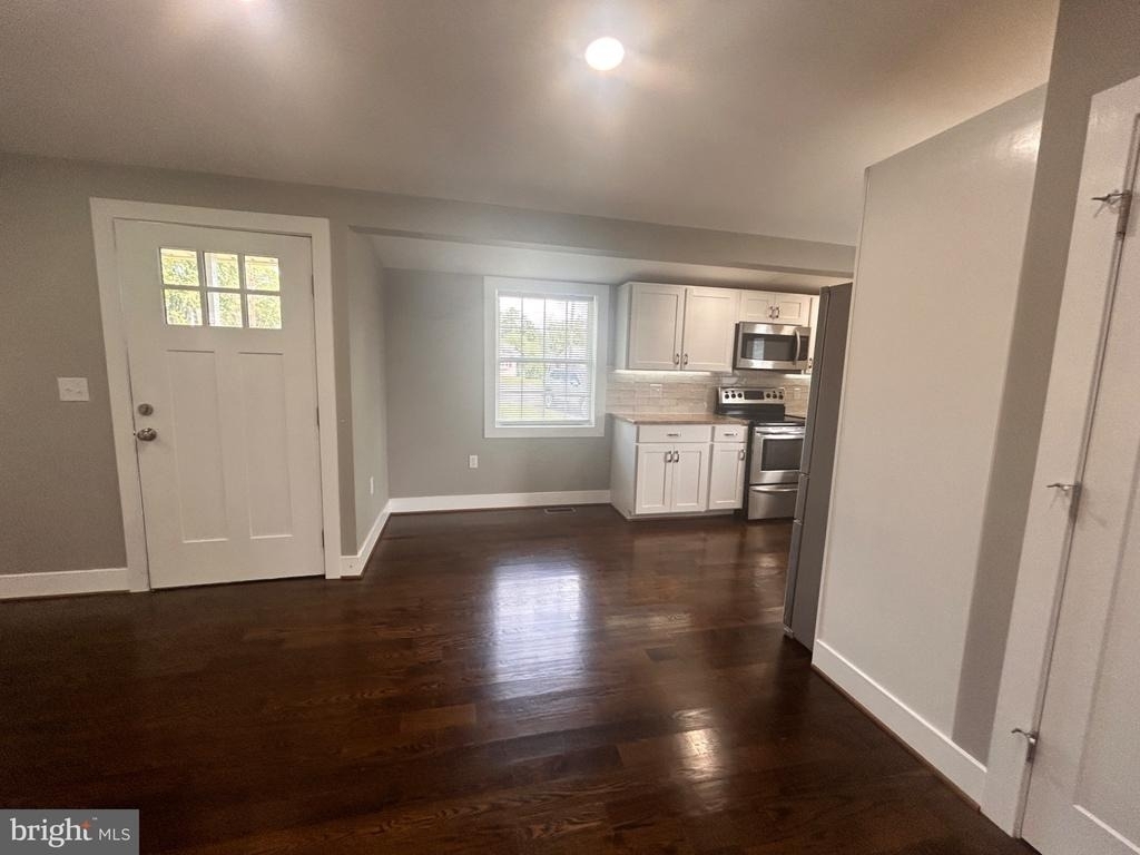 419 Shenandoah Place - Photo 5