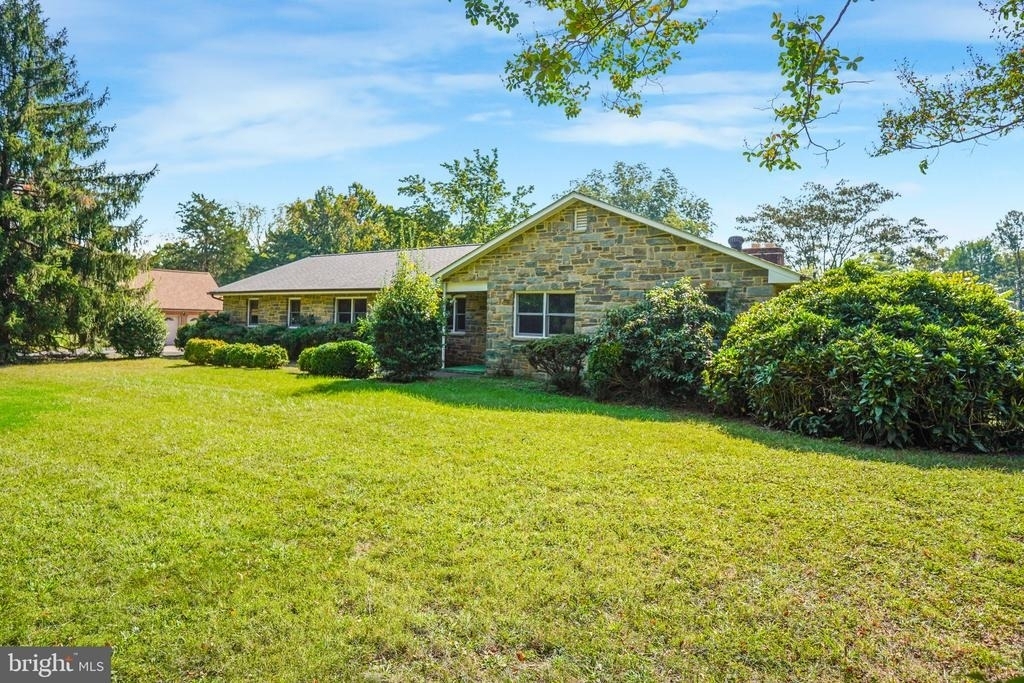 10003 Courthouse Road - Photo 2