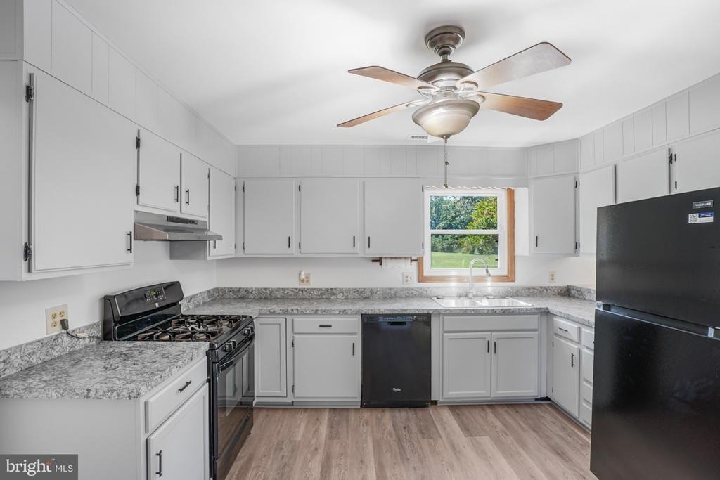 10003 Courthouse Road - Photo 15