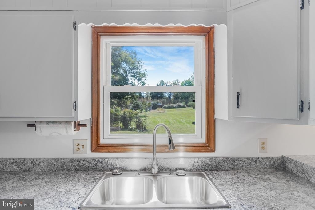 10003 Courthouse Road - Photo 16