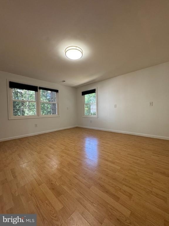 2510 Paxton Street - Photo 2