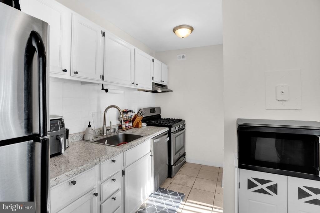 1600 Renate Drive - Photo 11