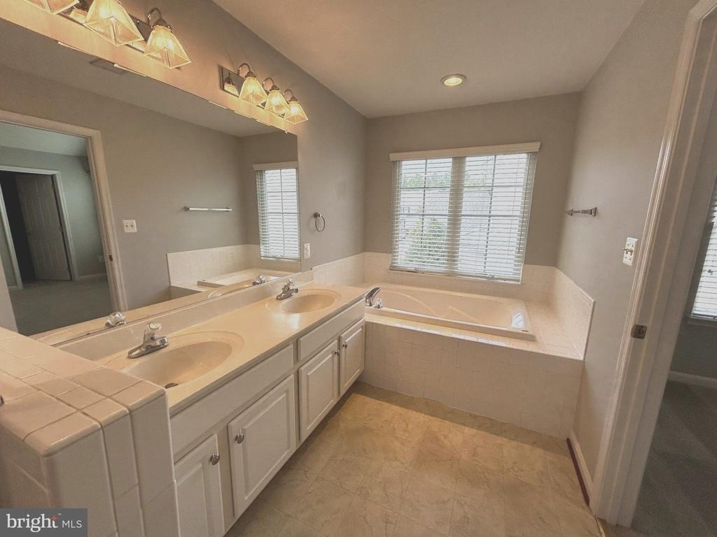 12540 Rickwood Court - Photo 26