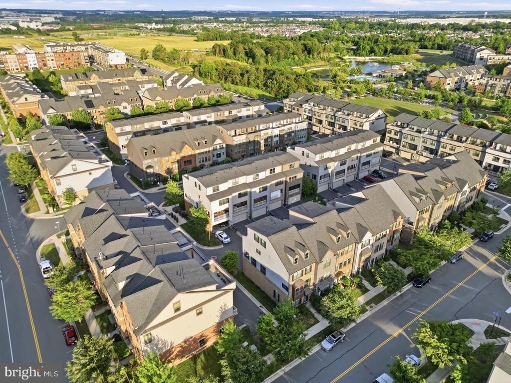 22311 Tees Terrace - Photo 9