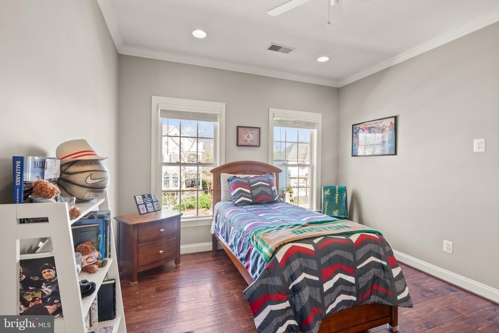 43941 Riverpoint Drive - Photo 49