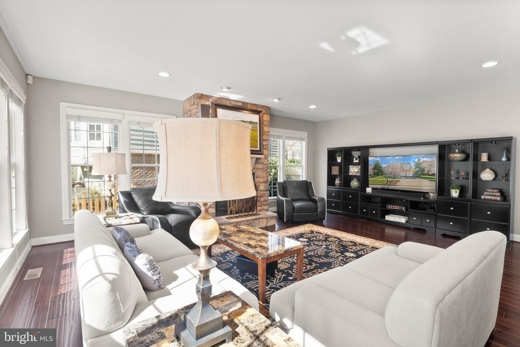 43941 Riverpoint Drive - Photo 27