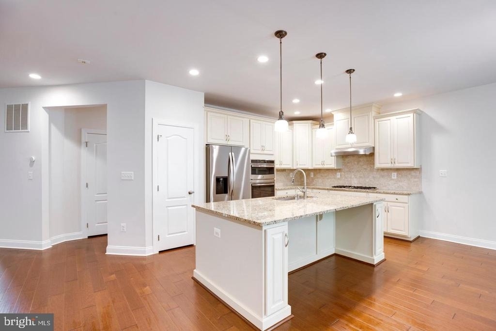 42936 Courtland Chase Square - Photo 17